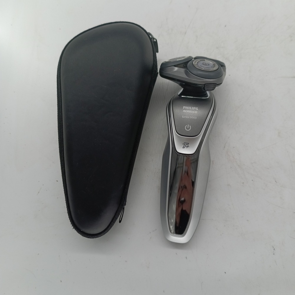 Philips Norelco Series 5000 S5940 Electric Rotary Shaver with Case r2